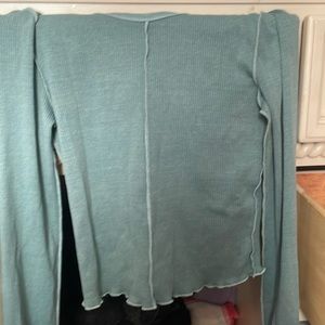 Cute little ruffle crop top size XS